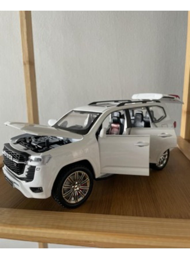 1:24 Scale Simulation of Toyota Land Cruiser SUV Model Car – Diecast Alloy Pull-Back Toy Vehicle with Lights & Sound –Toy for Kids & Adults - Image 4